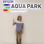 photomain – 白と水色のカーネーション