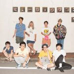 dotsu_new – 白と水色のカーネーション